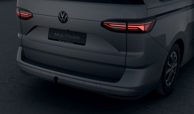 VW Multivan Bulli Long 2.0 TDI (pohľad do interiéru)