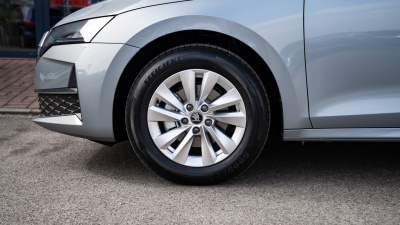 Škoda Octavia Combi 1.5 TSI Selection (pohľad do interiéru)