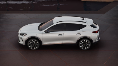 CUPRA Formentor VZ 1.5 PHEV (pohľad zboku)