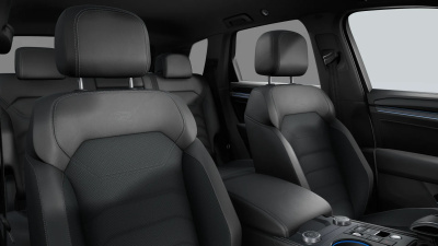 VW Touareg 3.0 TDI R-Line Limited (pohľad do interiéru)