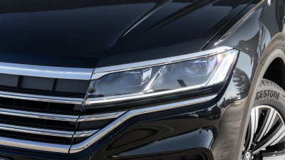 VW Touareg 3.0 TDI Limited (pohľad zboku)