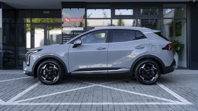 Kia Sportage 1.6 T-GDi 7 DCT Gold (pohľad zboku)