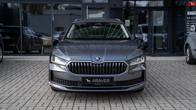 Škoda Superb Combi 2.0 TDI L&K 4x4 (pohľad do interiéru)