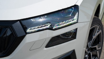 Škoda Karoq 2.0 TDI Sportline 4x4 (pohľad do interiéru)