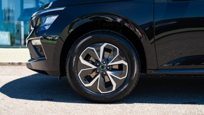 Škoda Kamiq 1.0 TSI Extra Plus (pohľad do interiéru)