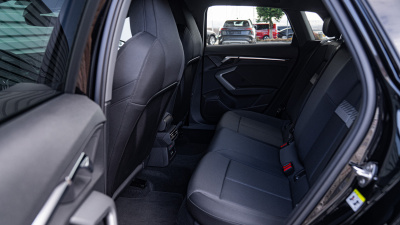 AUDI A3 Sportback 1.5 TFSI Sline (pohľad do interiéru)