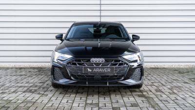 AUDI A3 Sportback 1.5 TFSI Sline (pohľad do interiéru)