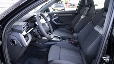 AUDI A3 Sportback 1.5 TFSI (pohľad zozadu)