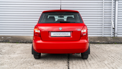 Škoda Fabia 1.2 HTP (pohľad spredu)
