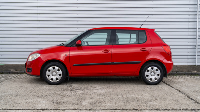 Škoda Fabia 1.2 HTP (pohľad zozadu)