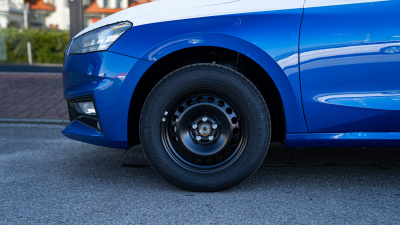 Škoda Fabia 1.0 MPI Essence (pohľad do interiéru)