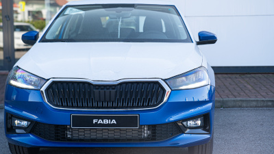 Škoda Fabia 1.0 MPI Essence (pohľad zozadu)