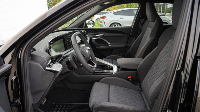 AUDI Q5 Sportback 2.0 TDI Quattro (pohľad zozadu)