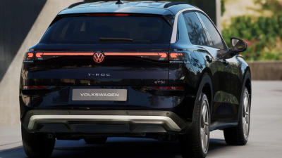 VW NOVÝ T-ROC 1.5 eTSI ACT DSG Life (pohľad do interiéru)