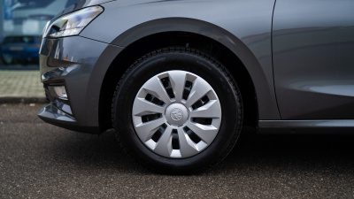 Škoda Fabia 1.0 MPI Drive 130 (pohľad do interiéru)