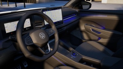 VW NOVÝ T-ROC 1.5 eTSI ACT DSG R-Line (pohľad do interiéru)