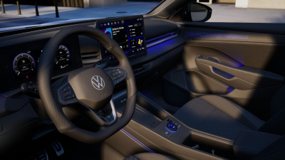 VW T-Roc 1.5 eTSI R-Line (pohľad do interiéru)