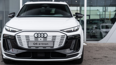 AUDI SQ6 e-tron Quattro
