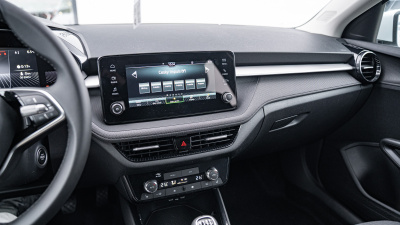 Škoda Fabia 1.0 TSI Drive Plus (pohľad do interiéru)