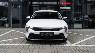 Kia K4 1.6 T-GDi 7DCT Gold (pohľad zozadu)