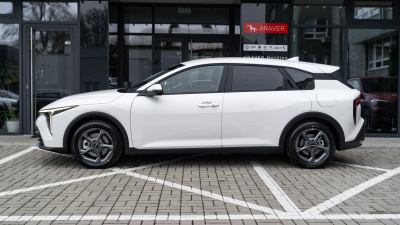 Kia K4 1.6 T-GDi 7DCT Gold (pohľad zboku)