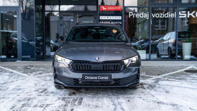Škoda Octavia combi 2.0 TSI Sportline 4x4 (pohľad zboku)