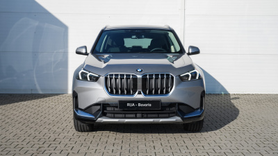 BMW X1 20i sDrive (pohľad do interiéru)