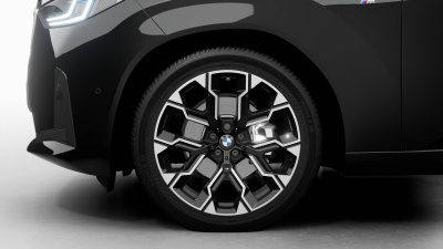 BMW X3 20d xDrive (pohľad spredu)