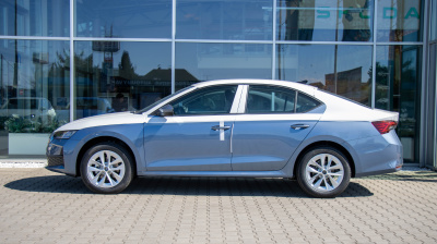 Škoda Octavia 1.5 TSI Extra (pohľad spredu)
