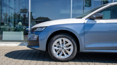 Škoda Octavia 1.5 TSI Extra (pohľad do interiéru)