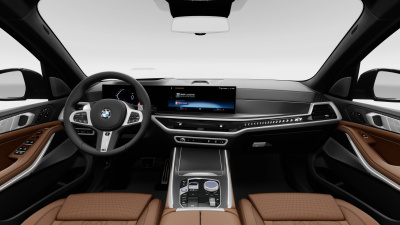 BMW X7 40d xDrive (pohľad do interiéru)