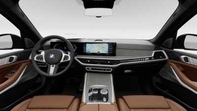 BMW X7 40d xDrive (pohľad do interiéru)