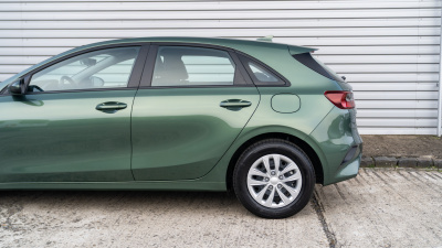 Kia Ceed 1.5 T-GDi Silver (pohľad do interiéru)