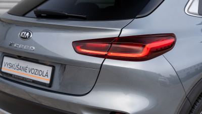 Kia XCeed  1.4 T-GDi (pohľad do interiéru)