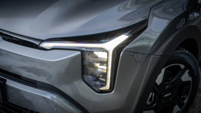 Kia Stonic 1.0 T-GDi Silver (pohľad do interiéru)