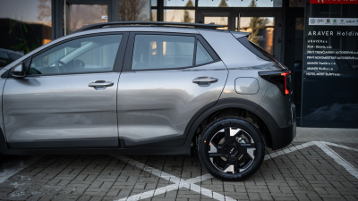 Kia Stonic 1.0 T-GDi Silver (pohľad do interiéru)