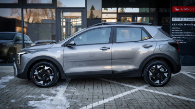 Kia Stonic 1.0 T-GDi Silver (pohľad zboku)