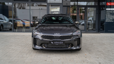 Kia Stinger 3.3 AT AWD GT (pohľad zboku)
