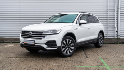 Volkswagen Touareg 3.0 TDI Basic (základný pohľad)