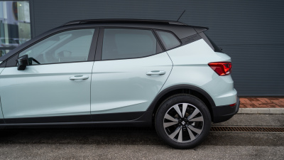 SEAT Arona 1.0 TSI Style Family (pohľad do interiéru)