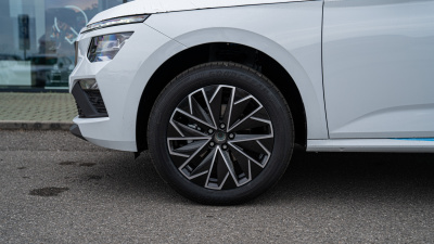Škoda Kamiq 1.5 TSI Drive 130 Plus (pohľad do interiéru)