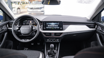 Škoda Kamiq 1.0 Selection (pohľad do interiéru)