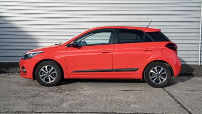 Hyundai i20 1.2 MPi Cool (pohľad zozadu)