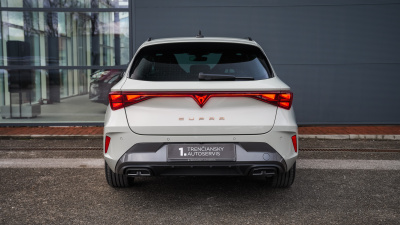 CUPRA Leon SP 2.0 TSI 4x4 (pohľad zozadu)