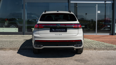 VW Taigo 1.0 TSI R-Line Limited (pohľad do interiéru)