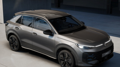 VW T-Roc 1.5 eTSI R-Line (pohľad do interiéru)