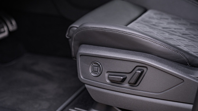 AUDI Q5 Sportback 2.0 TDI Quattro (pohľad spredu)