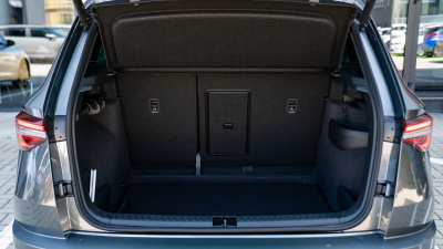 Škoda Karoq 1.5 TSI Sportline (pohľad do interiéru)