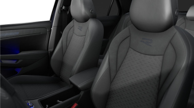 VW T-Roc 1.5 eTSI R-Line (pohľad do interiéru)