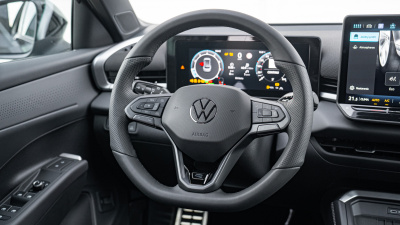 VW T-Roc 1.5 eTSI R-Line